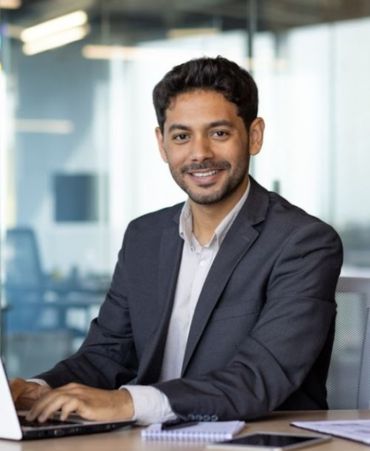  Kartik Meheta